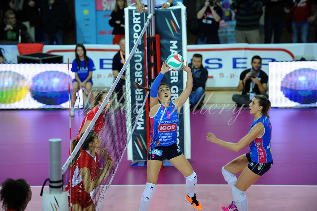 Igor NO-Yamamay (08)